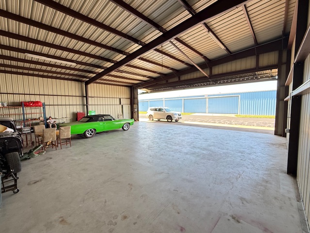hangar_image